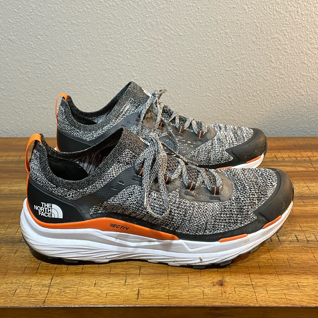North Face Mens Vectiv Escape Hiking Sneaker